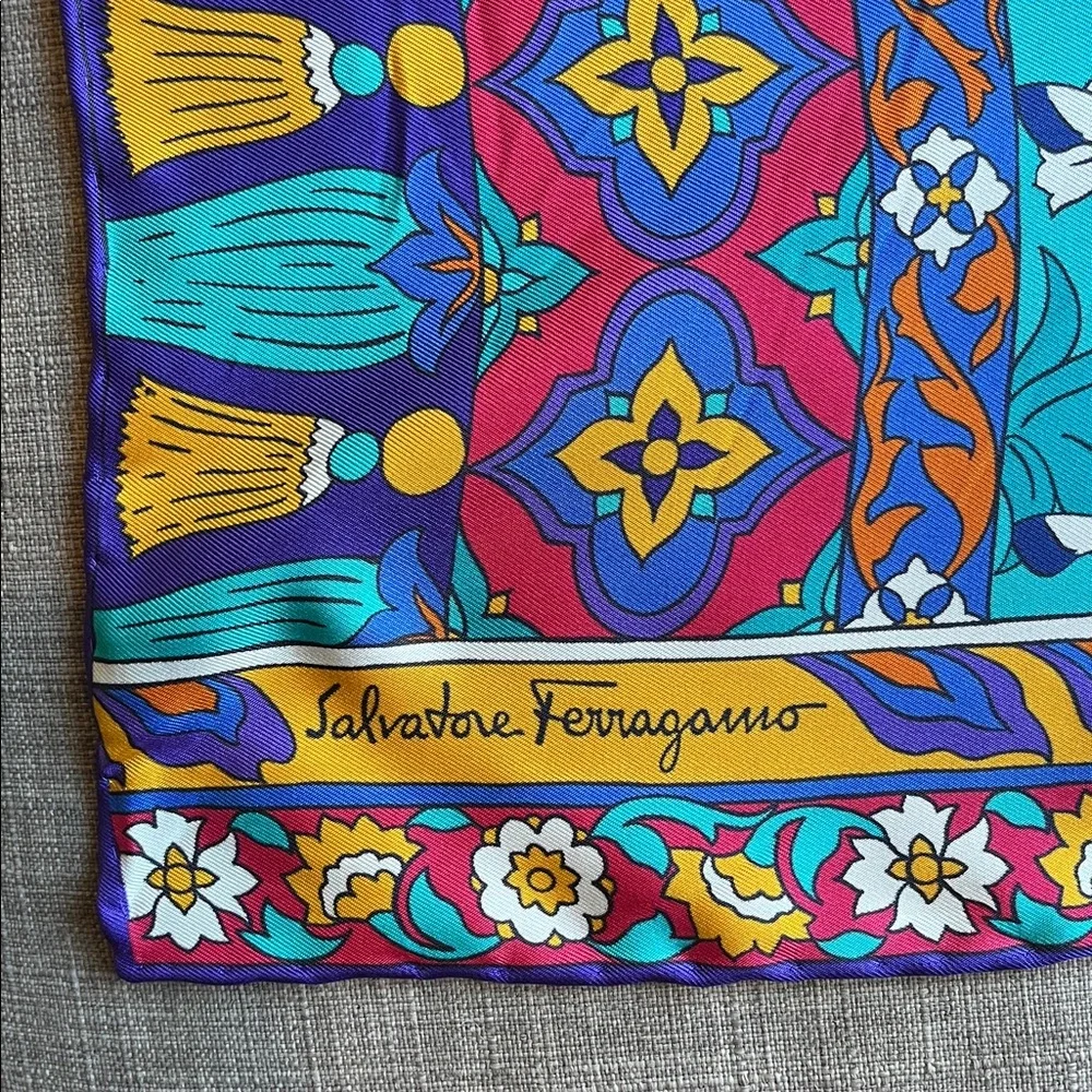 Ferragamo Salvatore Fo Rajastan Large Silk Scarf Tree Elephant Sun
